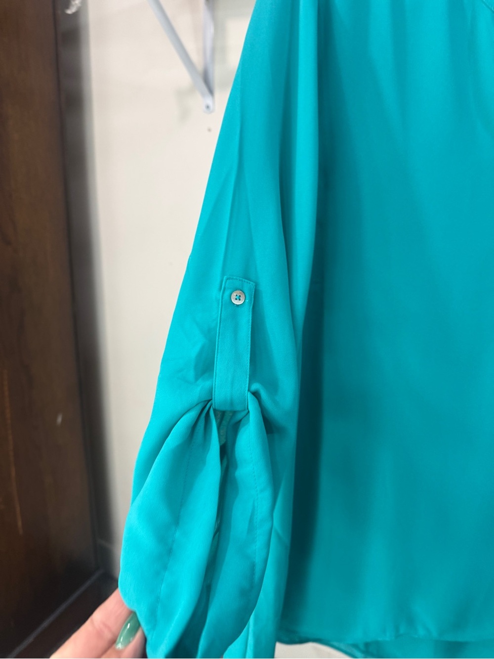 Turquoise Layered Tunic Top with 3/4 Sleeves - Picture 6 of 11